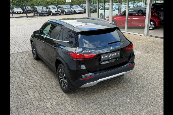 Mercedes-Benz GLA 250 e Progressive 218 PK Phev Widescreen| Navigatie | Cruise | Clima | 17"