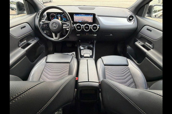 Mercedes-Benz GLA 250 e Progressive 218 PK Phev Widescreen| Navigatie | Cruise | Clima | 17"
