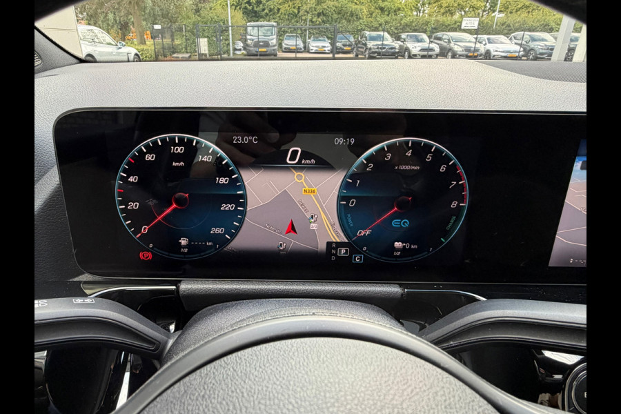 Mercedes-Benz GLA 250 e Progressive 218 PK Phev Widescreen| Navigatie | Cruise | Clima | 17"