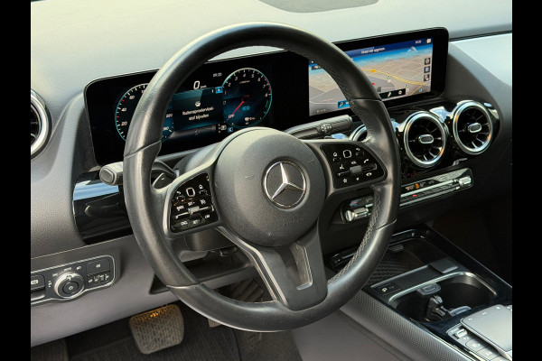 Mercedes-Benz GLA 250 e Progressive 218 PK Phev Widescreen| Navigatie | Cruise | Clima | 17"