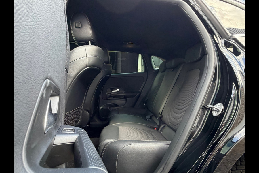 Mercedes-Benz GLA 250 e Progressive 218 PK Phev Widescreen| Navigatie | Cruise | Clima | 17"