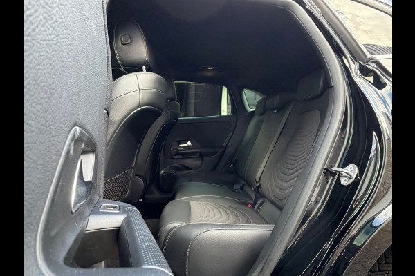 Mercedes-Benz GLA 250 e Progressive 218 PK Phev Widescreen| Navigatie | Cruise | Clima | 17"