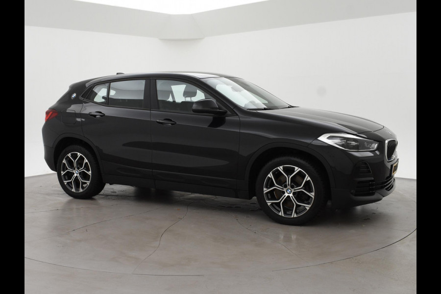 BMW X2 sDrive20i 178 PK AUT. HIGH EXECUTIVE EDITION + TREKHAAK | CAMERA | HEAD-UP | LEDER