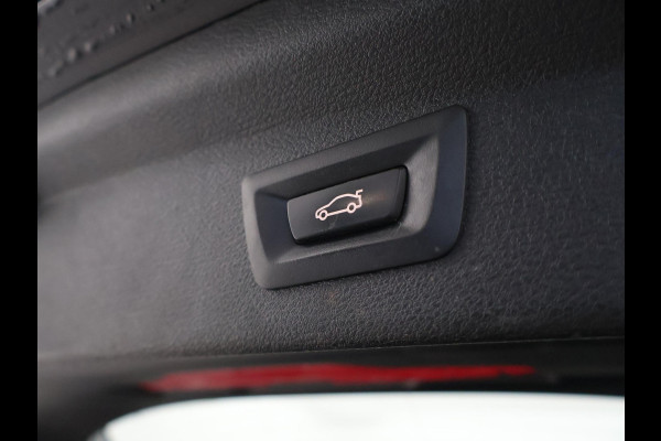 BMW X2 sDrive20i 178 PK AUT. HIGH EXECUTIVE EDITION + TREKHAAK | CAMERA | HEAD-UP | LEDER