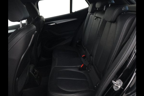 BMW X2 sDrive20i 178 PK AUT. HIGH EXECUTIVE EDITION + TREKHAAK | CAMERA | HEAD-UP | LEDER