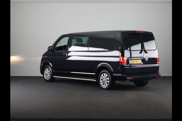 Volkswagen Transporter 2.0 TDI L2H1 30 DC 150 pk Automaat | Navigatie | Trekhaak | Parkeersensoren | Achteruitrijcamera | Cruise control |