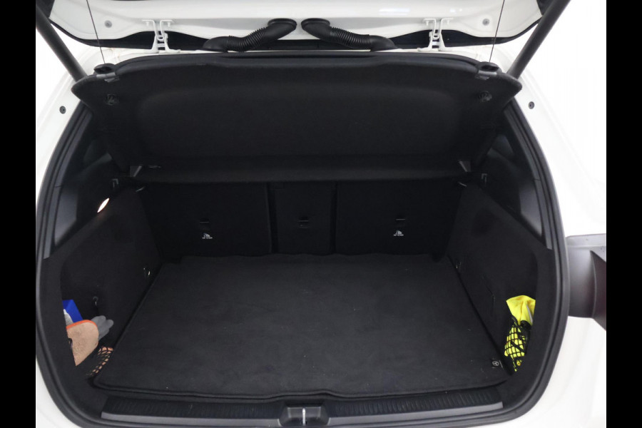 Mercedes-Benz B-Klasse 200 163 PK AUT. AMG SPORT + SFEERVERLICHTING | CAMERA | WIDESCREEN | STOELVERW.