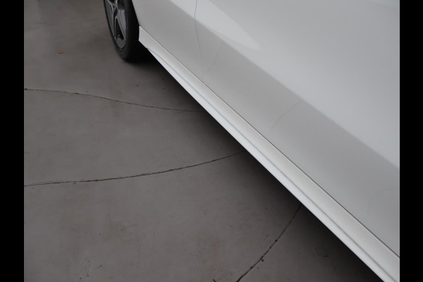 Mercedes-Benz B-Klasse 200 163 PK AUT. AMG SPORT + SFEERVERLICHTING | CAMERA | WIDESCREEN | STOELVERW.