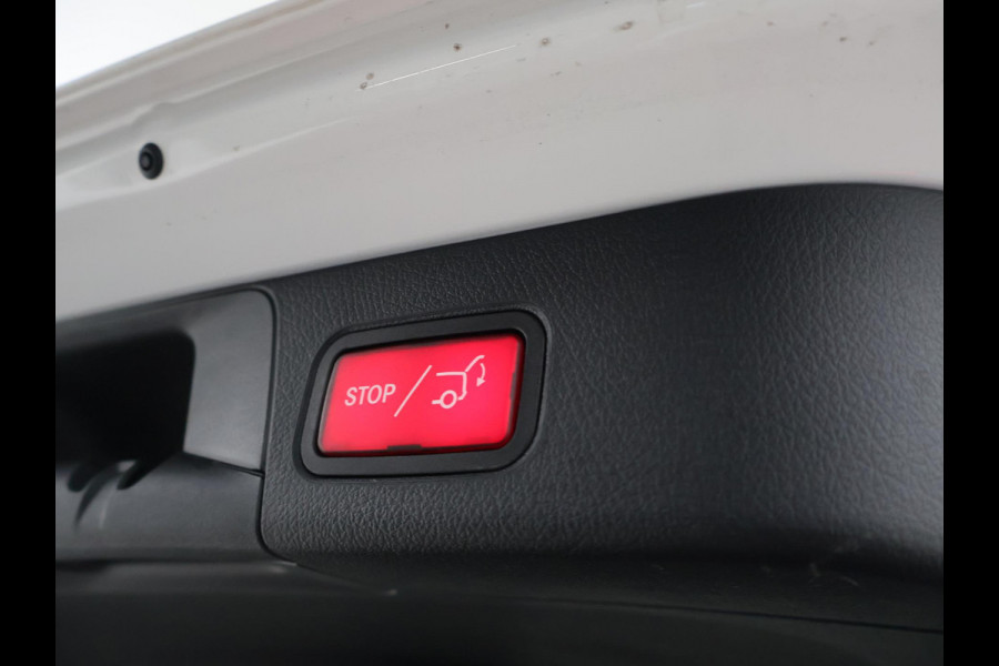 Mercedes-Benz B-Klasse 200 163 PK AUT. AMG SPORT + SFEERVERLICHTING | CAMERA | WIDESCREEN | STOELVERW.