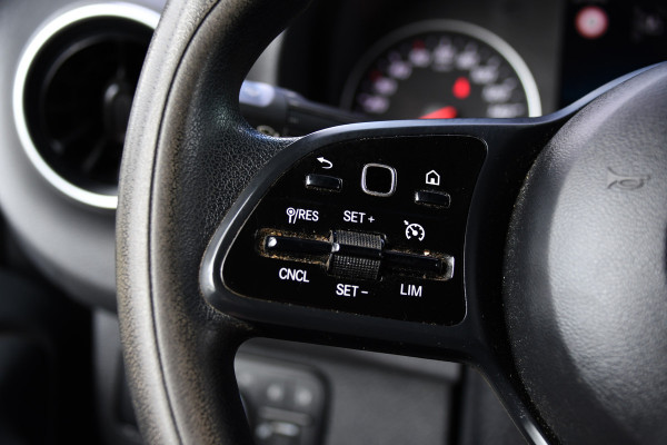 Mercedes-Benz Sprinter 316 2.2 CDI L2H1 PB Edition Camera, Cruise, Carplay, LED, 3500kg Trekhaak, 10,5'' Mbux, Stoelverwarming, Sensoren, Uniek!