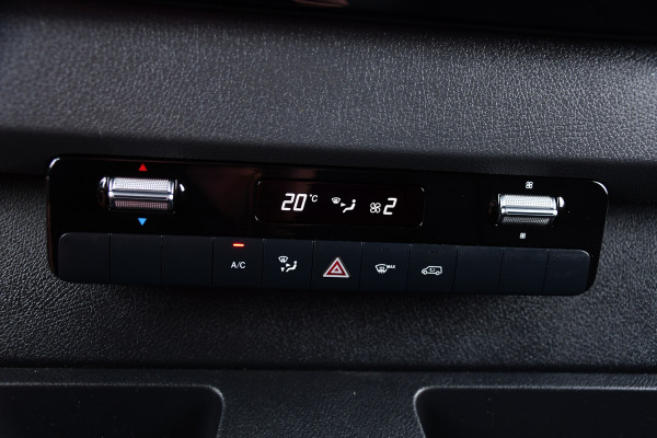 Mercedes-Benz Sprinter 316 2.2 CDI L2H1 PB Edition Camera, Cruise, Carplay, LED, 3500kg Trekhaak, 10,5'' Mbux, Stoelverwarming, Sensoren, Uniek!