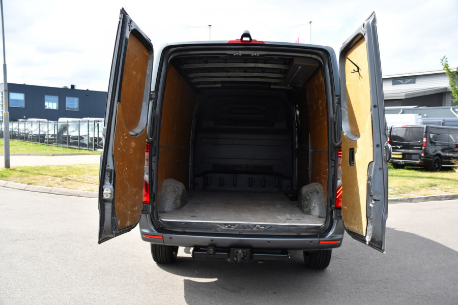 Mercedes-Benz Sprinter 316 2.2 CDI L2H1 PB Edition Camera, Cruise, Carplay, LED, 3500kg Trekhaak, 10,5'' Mbux, Stoelverwarming, Sensoren, Uniek!