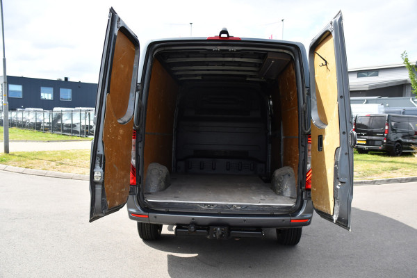 Mercedes-Benz Sprinter 316 2.2 CDI L2H1 PB Edition Camera, Cruise, Carplay, LED, 3500kg Trekhaak, 10,5'' Mbux, Stoelverwarming, Sensoren, Uniek!