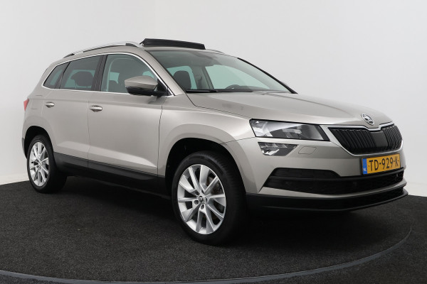 Škoda Karoq 1.5 TSI ACT Ambition Business (PANORAMADAK, STOELVERWARMING, NAVIGATIE, PARKEERSENSOREN)