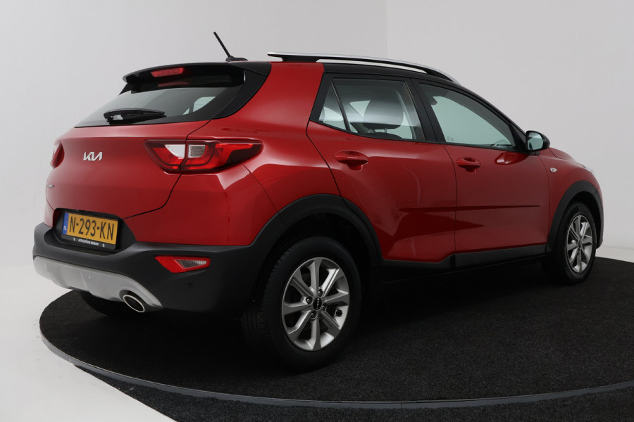 Kia Stonic 1.0 T-GDi MHEV DynamicLine (ACHTERUITRIJCAMERA, CARPLAY NAVIGATIE, PARKEERSENSOREN)