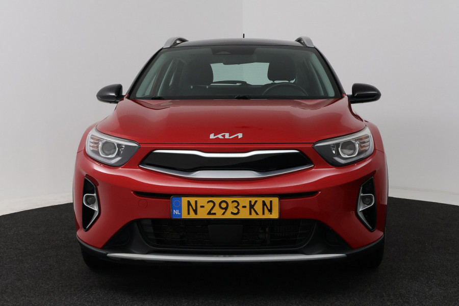 Kia Stonic 1.0 T-GDi MHEV DynamicLine (ACHTERUITRIJCAMERA, CARPLAY NAVIGATIE, PARKEERSENSOREN)