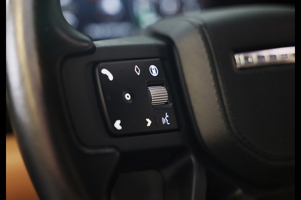 Land Rover Defender 110 2.0 P300e 110 X-Dynamic HSE / Head Up / Memory / Elek Stoelen / Acc / Lane Assist / 360 Camera / Open Pano