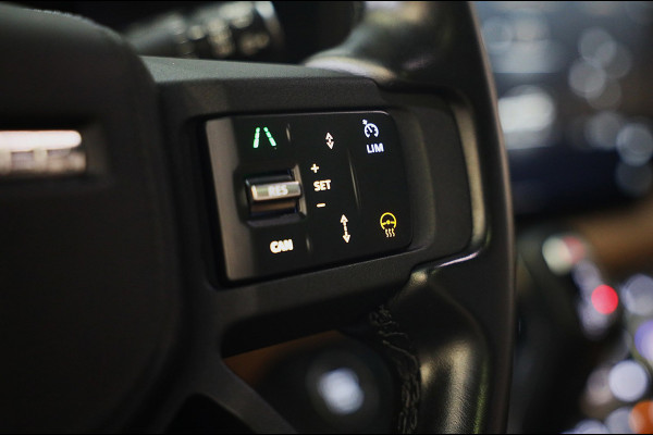 Land Rover Defender 110 2.0 P300e 110 X-Dynamic HSE / Head Up / Memory / Elek Stoelen / Acc / Lane Assist / 360 Camera / Open Pano