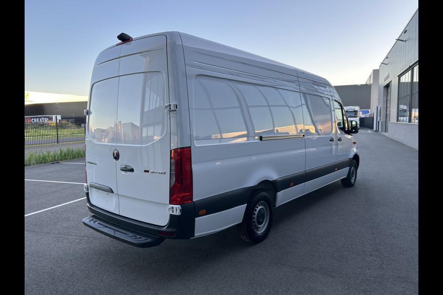 Mercedes-Benz Sprinter 317 CDI L3 H2 Pro LED / MBUX / Navigatie / Camera / Cruise control / Airco / 270 Graden achterdeuren
