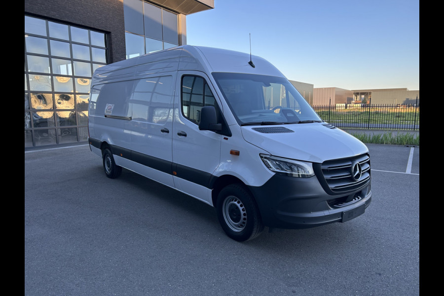 Mercedes-Benz Sprinter 317 CDI L3 H2 Pro LED / MBUX / Navigatie / Camera / Cruise control / Airco / 270 Graden achterdeuren
