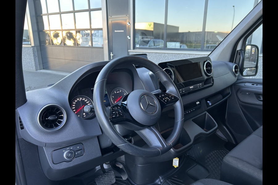 Mercedes-Benz Sprinter 317 CDI L3 H2 Pro LED / MBUX / Navigatie / Camera / Cruise control / Airco / 270 Graden achterdeuren