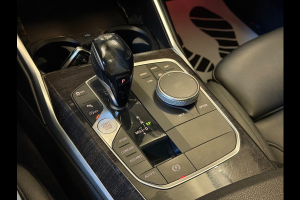 BMW 3-serie 330i M Sport|Full option