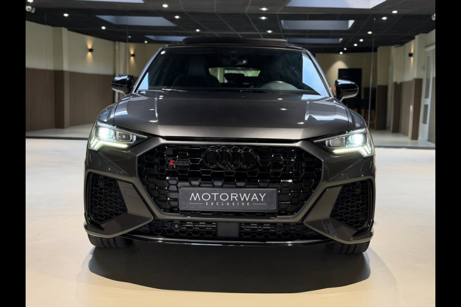 Audi RSQ3 Sportback 2.5 TFSI|Pano|RS Seats|Camera|Sonos|Matrix|Trekhaak