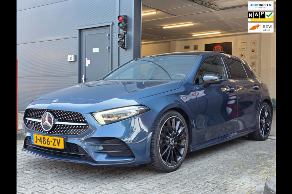 Mercedes-Benz A-Klasse NAP !! / PANO / SFEER / BURMESTER / KEYLESS / CARPLAY / CAMERA / MEMORY / ALCANTARA / FLIPPERS / 19 INCH !