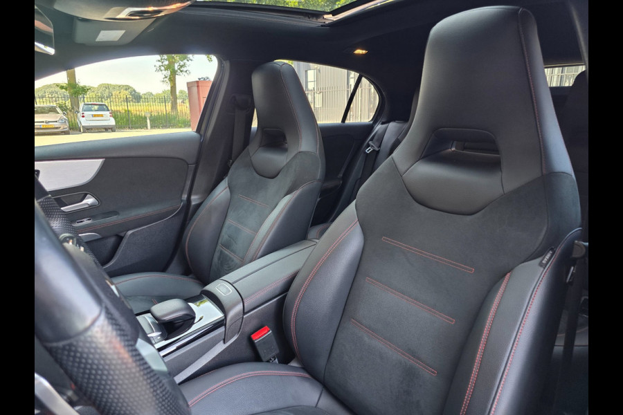 Mercedes-Benz A-Klasse NAP !! / PANO / SFEER / BURMESTER / KEYLESS / CARPLAY / CAMERA / MEMORY / ALCANTARA / FLIPPERS / 19 INCH !
