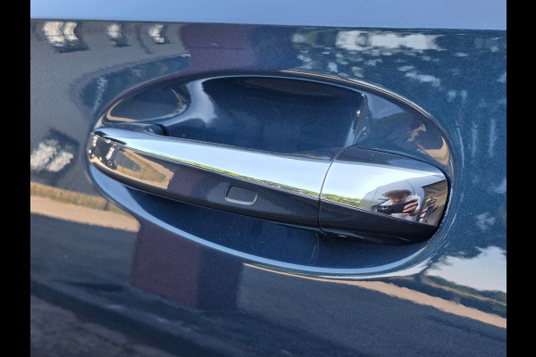 Mercedes-Benz A-Klasse NAP !! / PANO / SFEER / BURMESTER / KEYLESS / CARPLAY / CAMERA / MEMORY / ALCANTARA / FLIPPERS / 19 INCH !