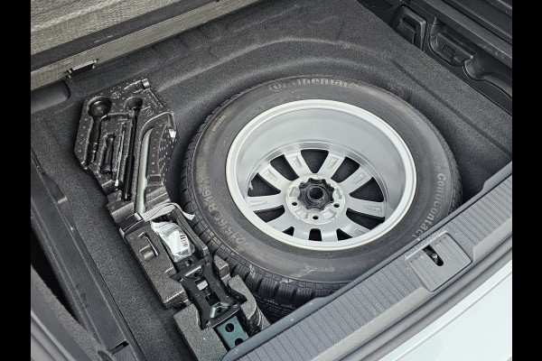 Volkswagen Passat Variant 1.5 TSI 150PK Comfort Business Automaat | LED | Navi | Trekhaak |  ACC | App-connect | Lane Assist | PDC |
