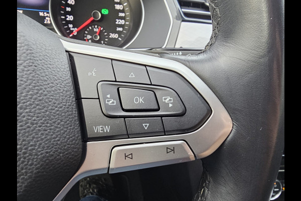 Volkswagen Passat Variant 1.5 TSI 150PK Comfort Business Automaat | LED | Navi | Trekhaak |  ACC | App-connect | Lane Assist | PDC |