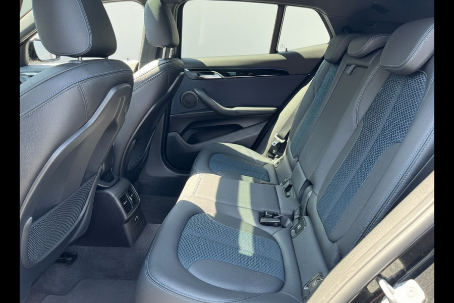 BMW X2 M35iA 306PK HIGH EXECUTIVE M-SPORT HALF-LEDER/NAVI/HEAD-UP/PANORAMADAK