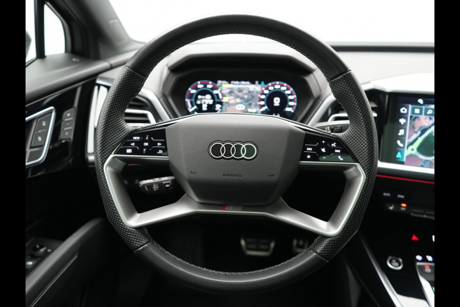 Audi Q4 e-tron 50 quattro S Line 82 kWh 299pk Dealer O.H | Trekhaak Af Fabriek | Panodak | Adaptive Cruise | Camera | Lederen Sportstoelen Memory & Verwarmd | Matrix LED | BLIS | Keyless | Navigatie | Virtual | DAB | 20"L.M |