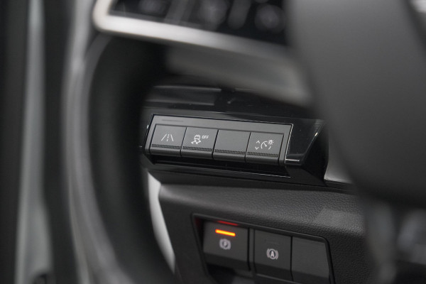 Renault Austral Mild Hybrid 160 X-tronic Techno | 1.800 kg trekvermogen | Trekhaak | Camera | Apple Carplay | Parkeersensoren