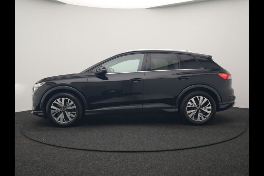 Audi Q4 e-tron 40 Edition 77 kWh 204pk Dealer O.H | Adaptive Cruise | Camera | Sportstoelen Verwarmd | BLIS | Keyless | Virtual | Navigatie | DAB | 19"L.M |