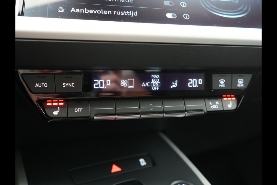 Audi Q4 e-tron 40 Edition 77 kWh 204pk Dealer O.H | Adaptive Cruise | Camera | Sportstoelen Verwarmd | BLIS | Keyless | Virtual | Navigatie | DAB | 19"L.M |