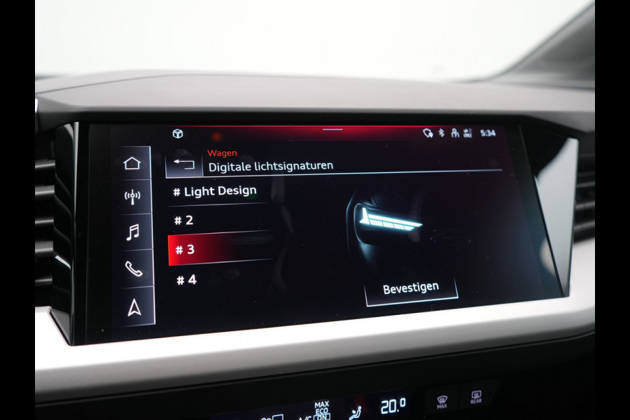 Audi Q4 e-tron 40 Edition 77 kWh 204pk Dealer O.H | Adaptive Cruise | Camera | Sportstoelen Verwarmd | BLIS | Keyless | Virtual | Navigatie | DAB | 19"L.M |