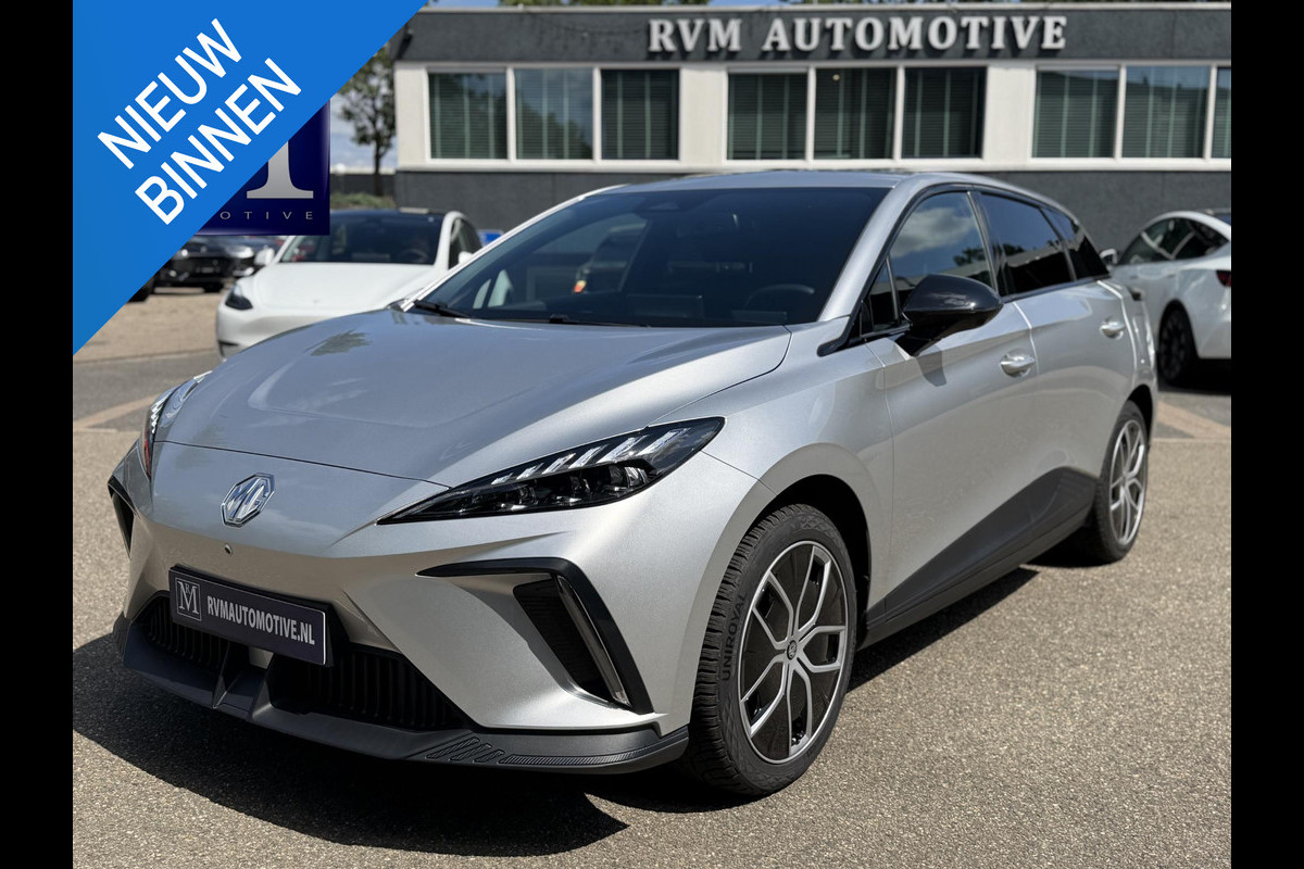 MG Mg4 electric Luxury 64 kWh |360 CAMERA| 7 JAAR MG GARANTIE T/M 07-2031| ELEK. STOEL| DODE HOEK SENSOR| STOEL + STUURVERWARMING| ADAPTIVE CRUISE CONTROL | RIJKLAAR PRIJS |