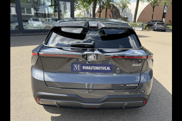 MG Mg4 electric Luxury 64 kWh | 360 CAMERA| 7 JAAR MG GARANTIE T/M 03-2031| ELEK. STOEL| DODE HOEK SENSOR| STOEL + STUURVERWARMING| ADAPTIVE CRUISE CONTROL | ALL-IN RIJKLAAR PRIJS |