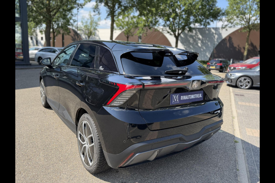 MG Mg4 electric Luxury 64 kWh |360 CAMERA| 7 JAAR MG GARANTIE T/M 07-2031| ELEK. STOEL| DODE HOEK SENSOR| STOEL + STUURVERWARMING| ADAPTIVE CRUISE CONTROL | RIJKLAAR PRIJS |