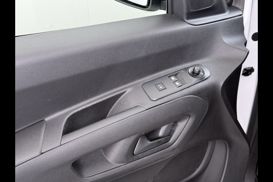 Opel Combo 1.5D L1H1 Navi CruiseControl Apple/Android Usb Schuifdeur Rechts Pdc Led Aut.Verlichting Elek.Ramen/Spiegels Boordcomputer Airco Amrsteun Edition