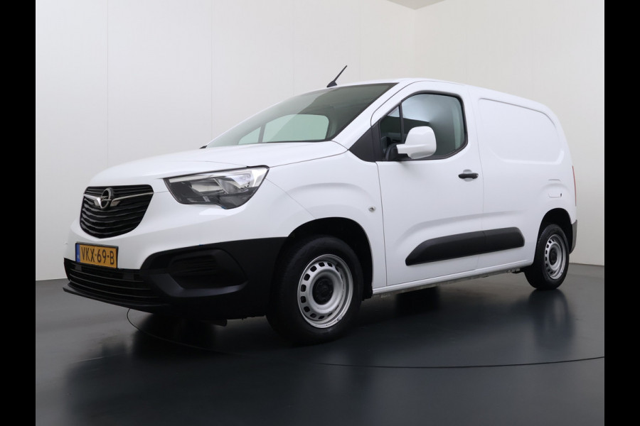 Opel Combo 1.5D L1H1 Navi CruiseControl Apple/Android Usb Schuifdeur Rechts Pdc Led Aut.Verlichting Elek.Ramen/Spiegels Boordcomputer Airco Amrsteun Edition