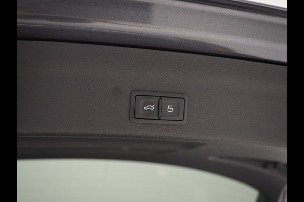 Audi A6 Avant 55 TFSI e quattro Competition Facelift | RS Sportstoelen | HUD | 360 | B&O Audio | Memory | Keyless | Adaptive Cruise | Carplay