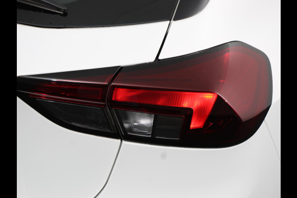 Opel CORSA-E Electric Automaat 50 kWh Climate Control Navigatie Apple Carplay/Android Auto Airco Digitale Cockpit Cruise Control Keyless start