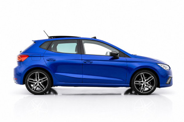 Seat Ibiza 1.0 TSI FR Business Intense Plus | STOELVERWARMING | ADAPT. CRUISE CONTROLE | BEATS | CAMERA | NAP | APPLE CARPLAY