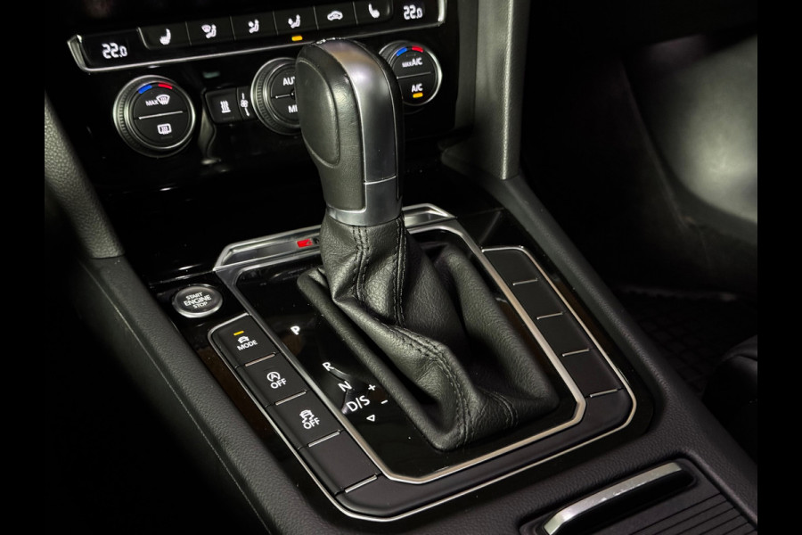 Volkswagen Passat Variant 2.0 TSI 4Motion Highline 280 PK UNIEK IN NL PANO|AMBIENT|CAMERA|ACC|STANDKACHEL|FULL LED|LEDER|18 INCH