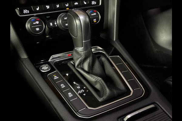 Volkswagen Passat Variant 2.0 TSI 4Motion Highline 280 PK UNIEK IN NL PANO|AMBIENT|CAMERA|ACC|STANDKACHEL|FULL LED|LEDER|18 INCH