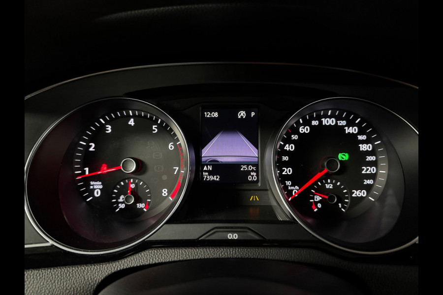 Volkswagen Passat Variant 2.0 TSI 4Motion Highline 280 PK UNIEK IN NL PANO|AMBIENT|CAMERA|ACC|STANDKACHEL|FULL LED|LEDER|18 INCH