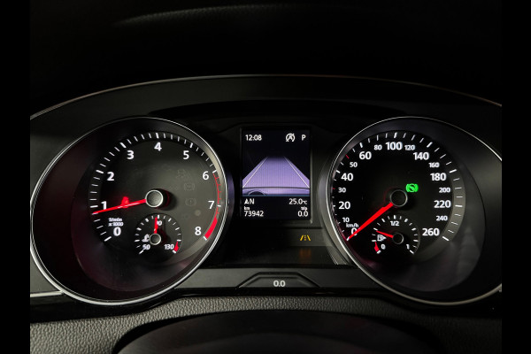 Volkswagen Passat Variant 2.0 TSI 4Motion Highline 280 PK UNIEK IN NL PANO|AMBIENT|CAMERA|ACC|STANDKACHEL|FULL LED|LEDER|18 INCH